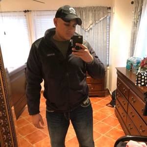 Meet your Posher, Luis